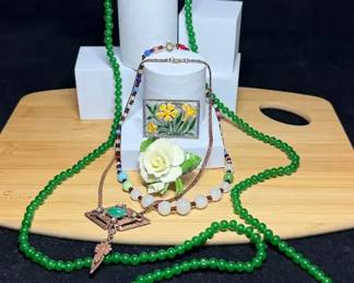 Mixed Jewelry Lot Green  Floral Theme