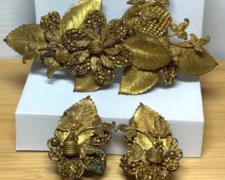 DeMario NY Brooch Earring Set