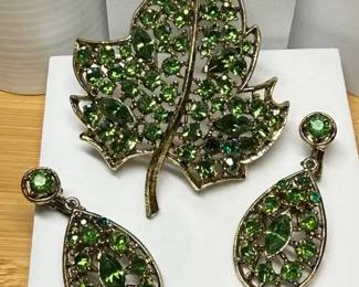 Green Leaf Rhinestone Brooch and Earring Set. 