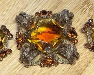 Topaz Mesh Givre Brooch With Earrings 