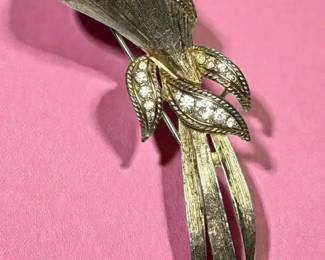 SARAH COVENTRY Rhinestone Flower Brooch