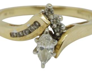 267 - 14K Gold and Diamond Ring, Ring Size: 6 0.09oz