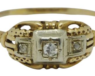 277 - 14K Gold Diamond Ring Size: 7, 0.05oz