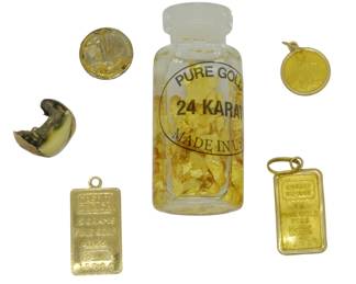 261 - Assorted Gold Pieces & Accessories
