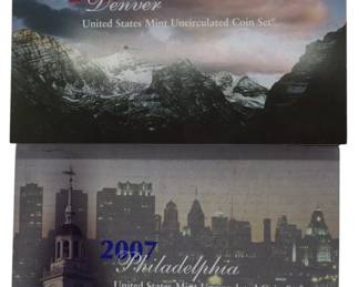 124 - 2007 US Mint Philadelphia and Denver Coin Set Uncirculated