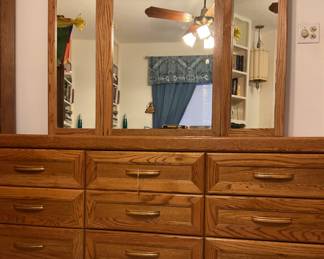 dresser-72x19x30 tri fold mirror-58x47