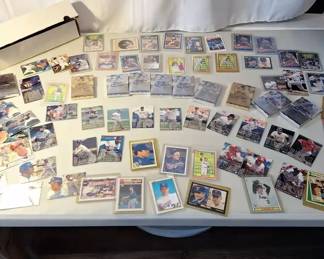  04 Vintage Baseball Cards with Nolan Ryan