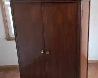 Wardrobe Cabinet And Shoeshine Storage Mirror