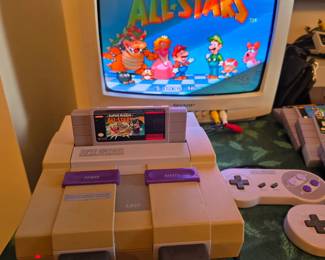 Super Nintendo SNES Console Original Controllers. Working!