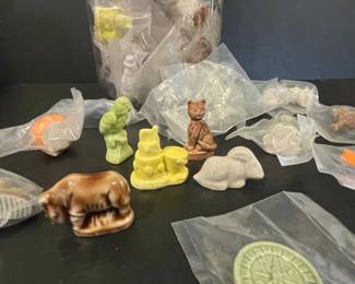 Wade’s Whimsies Figurines vtg