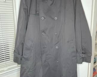 Oleg Cassini Signature Collection Men's Gray Double-Breasted Trench Coat