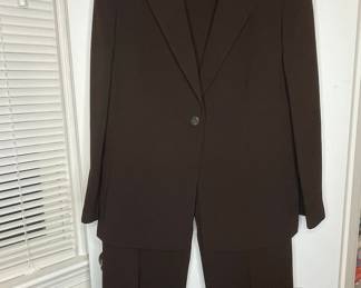 Le Suit Women's Two-Piece Pantsuit