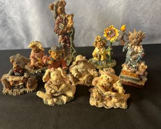 Boyd’s Bears & Friends – Ltd Ed. Figurine Collection (Bears & Bunnies)