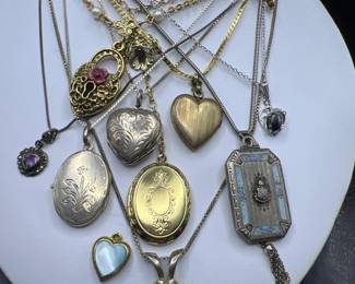 Fashion & Sterling Silver Pendants, Hearts, Lockets & 925 Chains