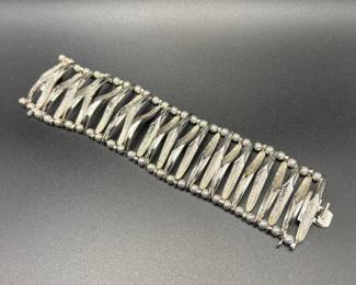 Vintage Classic Trifari Silver-Tone Bracelet