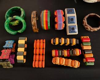 Vintage Bakalite Jewelry