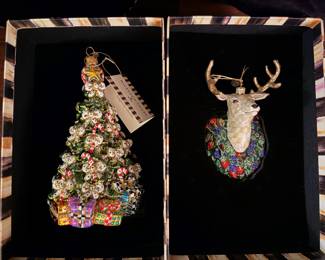 Mackensize Childs Holiday Decor