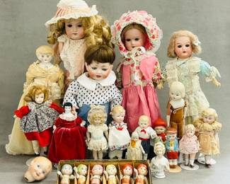 Shop the big selection of antique and vintage dolls, bisque head dolls, china head dolls, composite dolls, baby dolls, doll shoes and more