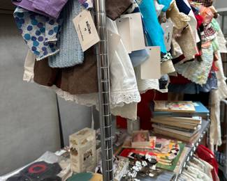 Vintage doll clothes, vintage Dionne Quintuplets hand fans