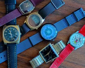 Fun selection of antique and vintage wrist watches!