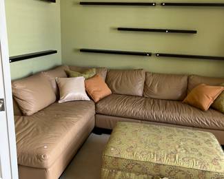 Sectional Sofa - Leather - very fine