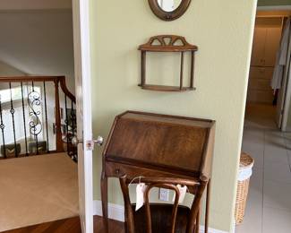 Charming secretary - French style