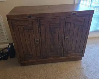 Vintage Drexel Dry Bar