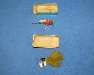 Lot 308. Vintage Shannon 3" Twin Spinner with the box (no lid), and a Heddon #9010 Midgit River Runt