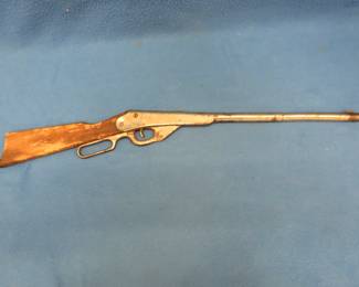 Lot 347. Daisy No. 11 Model 29 BB gun with good compression