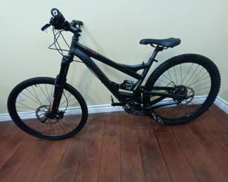 Very nice bike is seen it good condition very low price everything myself