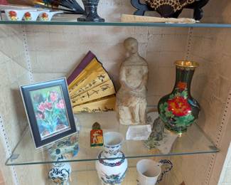 Fans and Travel Souvenirs 