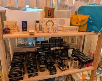 Cosmetics / Perfumes; Chanel, La Prarie and more 