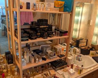 Cosmetics / Perfumes; Chanel, La Prarie and more 