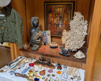 Live Coral, Agnes Stone Statue 