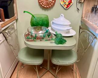 The green punch bowl and green grapes were sold.