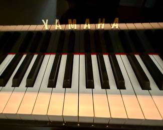 Yamaha Baby Grand 