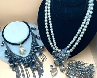 Smokytoned Faux Pearl Necklace Sets