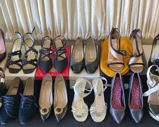 Ladies Black Designer Shoes Stuart Weitzman 