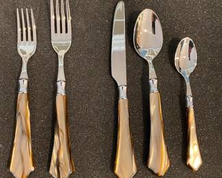 VIETRI Italian Flatware, 12, 5 piece Place Settings