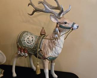 Fitz & Floyd Forest Frost Gregorian Collection Large Reindeer Figurine