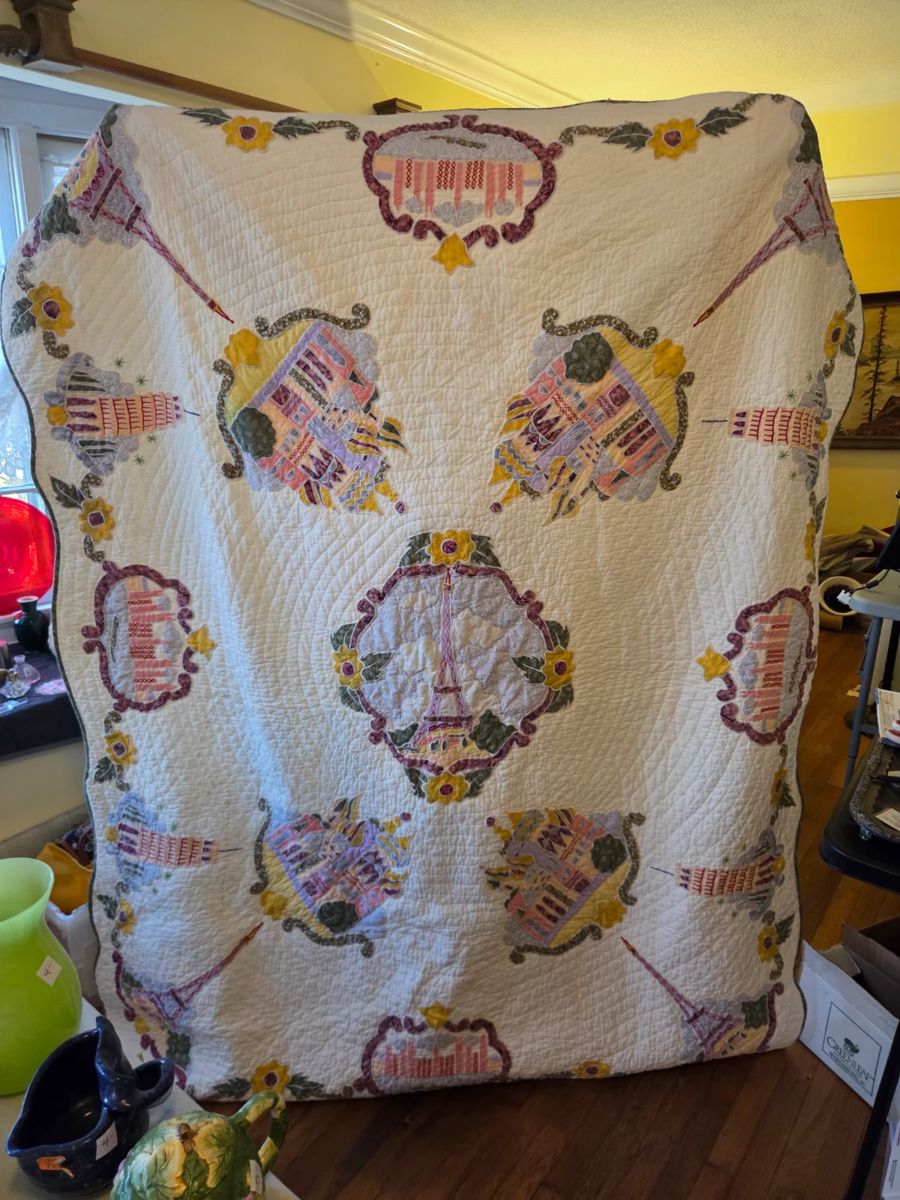 #2	Applique Machine -pieced  Quilt w/Scalloped Edges - All European Designs - 80x60	 $75.00 
