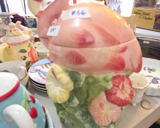 #56	Vintage Ceramic flamingo cookie jar 12"	 $25.00 
