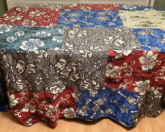 MHH060 Large Vintage Hawaiian Print Barkcloth Patchwork Quilt