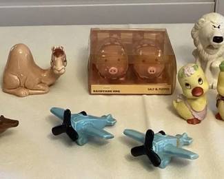 MHH010 Seven Pairs Of Vintage Ceramic Salt & Pepper Shakers