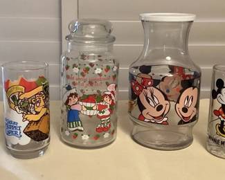 MHH113 Vintage Strawberry Shortcake, Mickey Mouse & Muppets Glassware