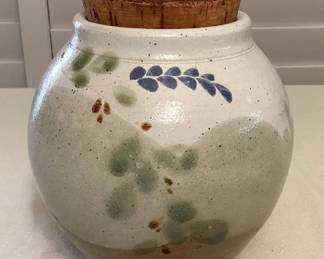 MHH091 Jeff Chang Art Pottery Vase Jar With Cork Lid