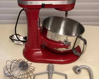 MHH126 Kitchen Aid Mixer With Accessories