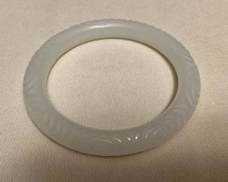 MHH161 White Polished Stone Bangle Bracelet With Carved Design New