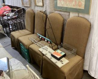 Set of 4 skiryed parsons chairs