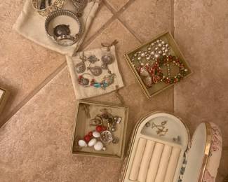 Lots of costume jewelry priced right